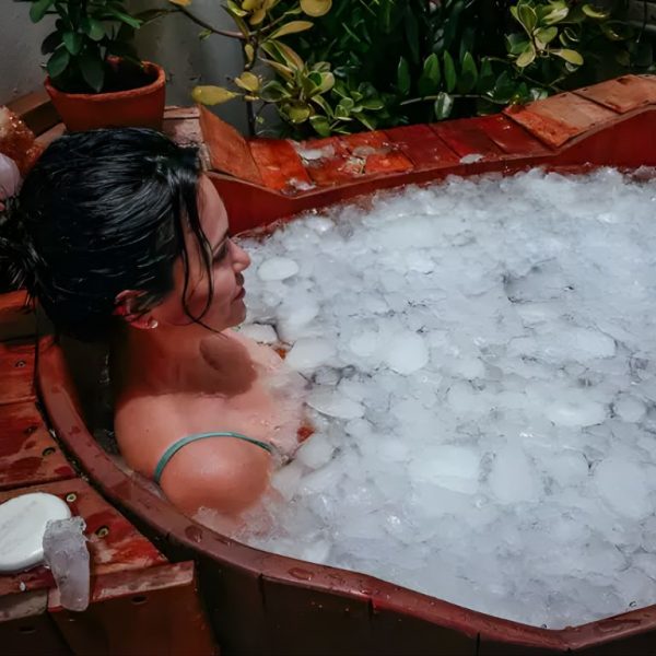 BANHO DE IMERSÃO NO GELO BANHO DE IMERSÃO NO GELO